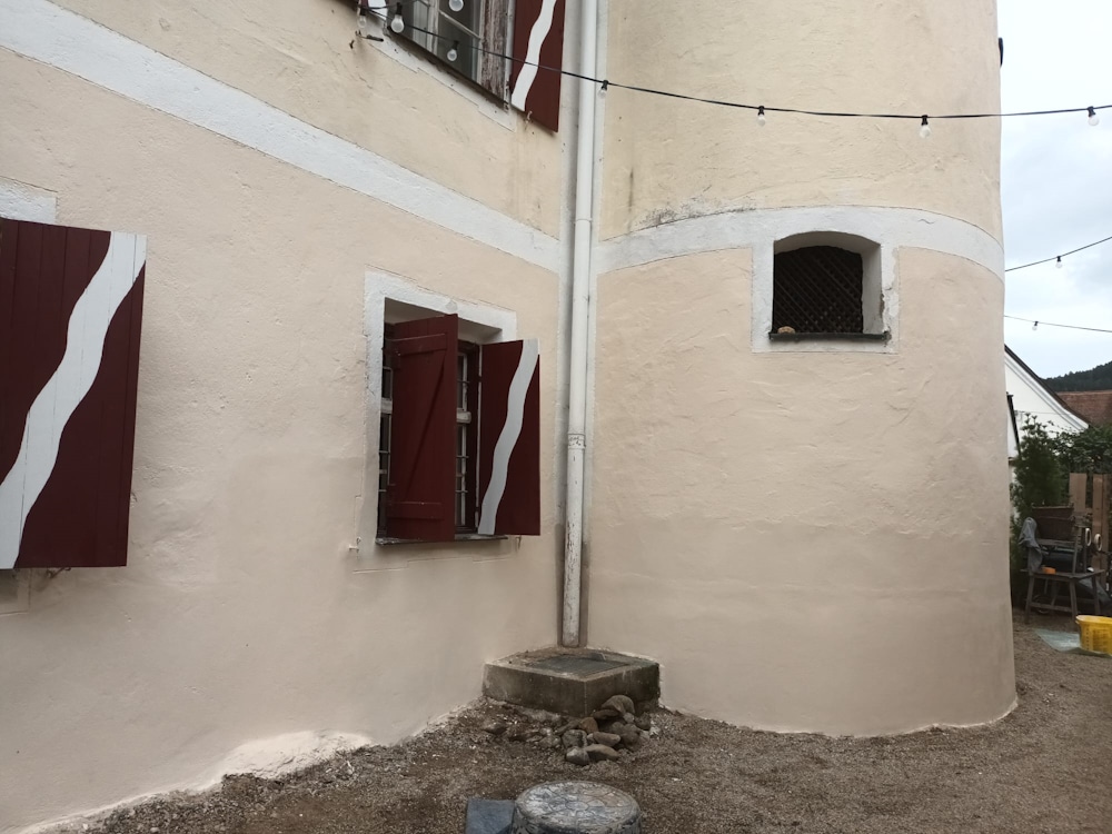 Schloss Neukirchen Rundung nachher